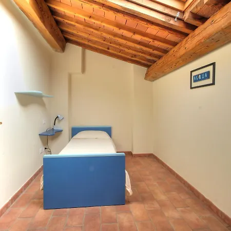 شقة Locazione Turistica Antico Borgo.4 *