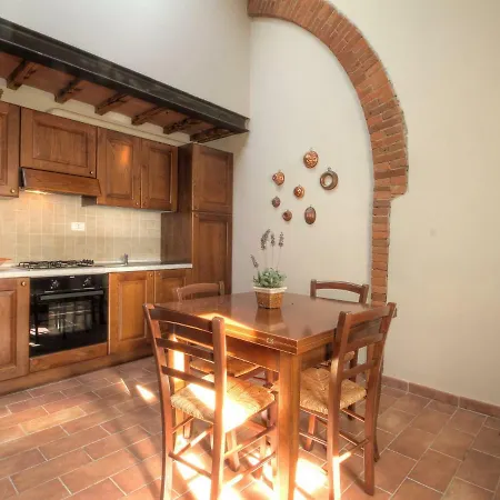 شقة Locazione Turistica Antico Borgo.4 كامبيليا ماريتيما